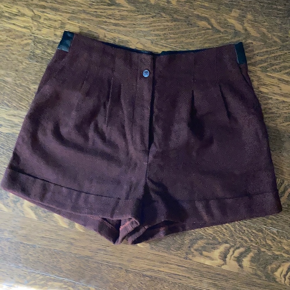 Topshop burgundy & black dress shorts 6